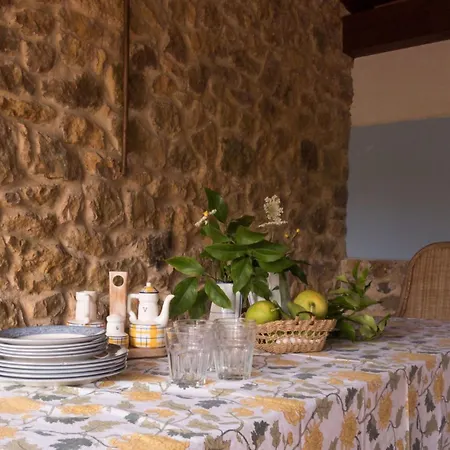 Casa La Escuelina En * Villanueva (Asturias)