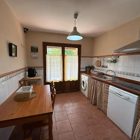 Сasa de vacaciones Casa La Escuelina En