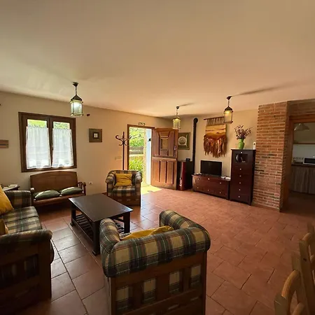 Casa La Escuelina En *